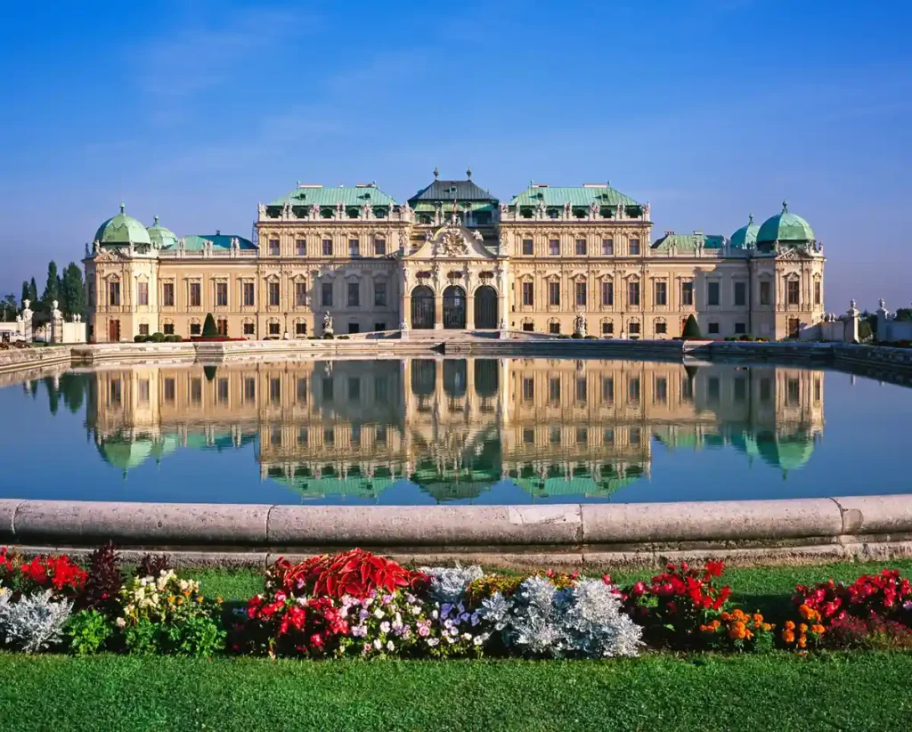 Palácio Belvedere, Viena: um dos conjuntos arquitetônicos mais elegantes da capital austríaca, cercado por jardins históricos.